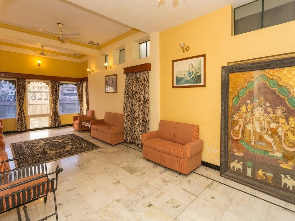 Sarovar - Lake Facing Boutique Hotel On Lake Pichola Udaipur Exterior foto