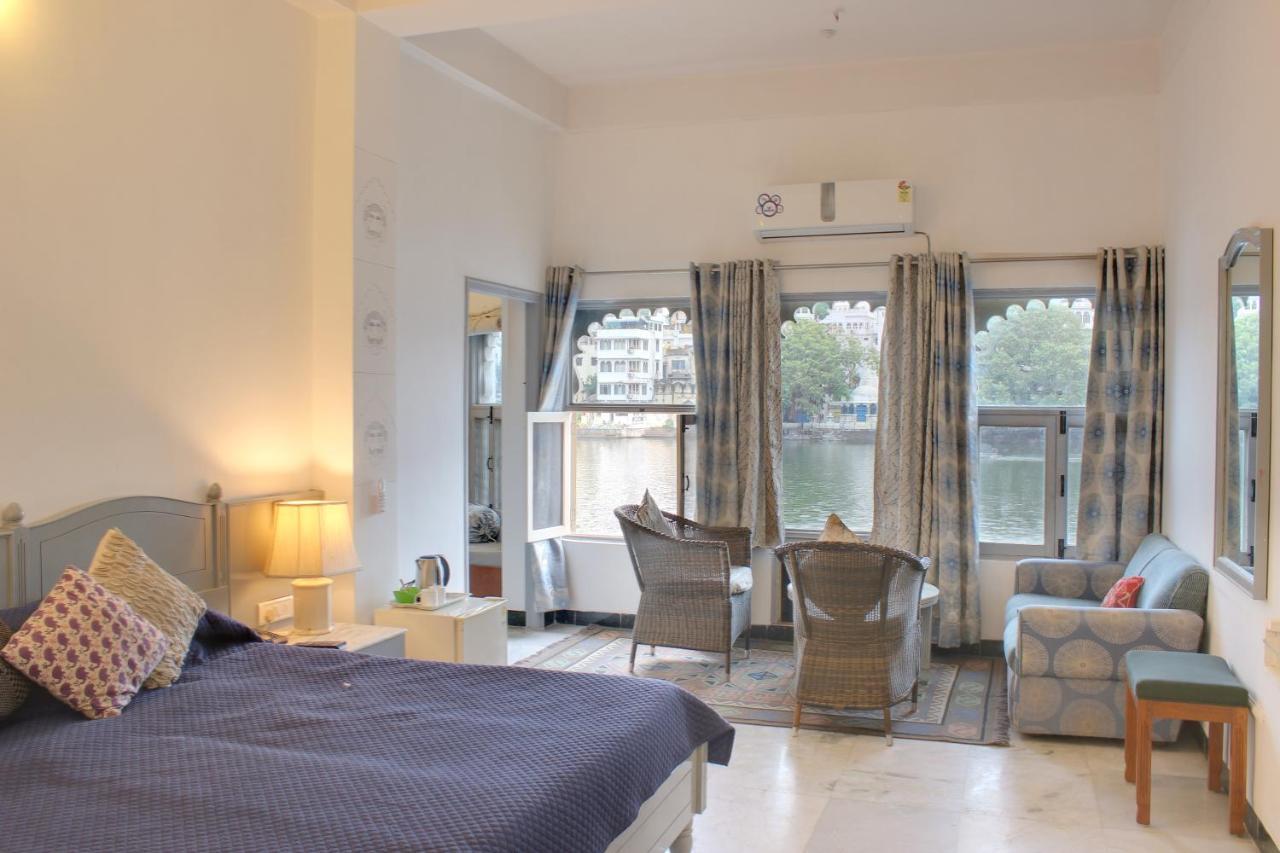 Sarovar - Lake Facing Boutique Hotel On Lake Pichola Udaipur Exterior foto
