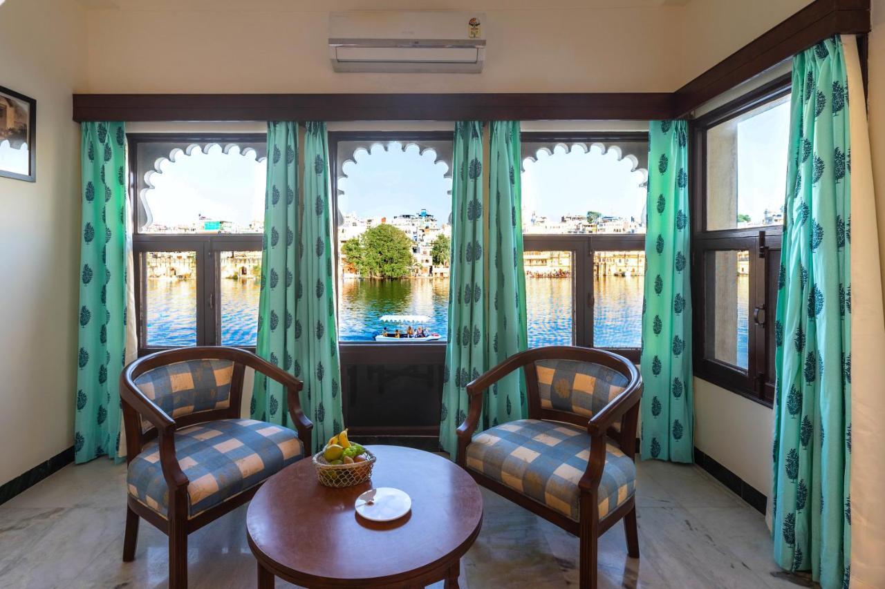 Sarovar - Lake Facing Boutique Hotel On Lake Pichola Udaipur Exterior foto