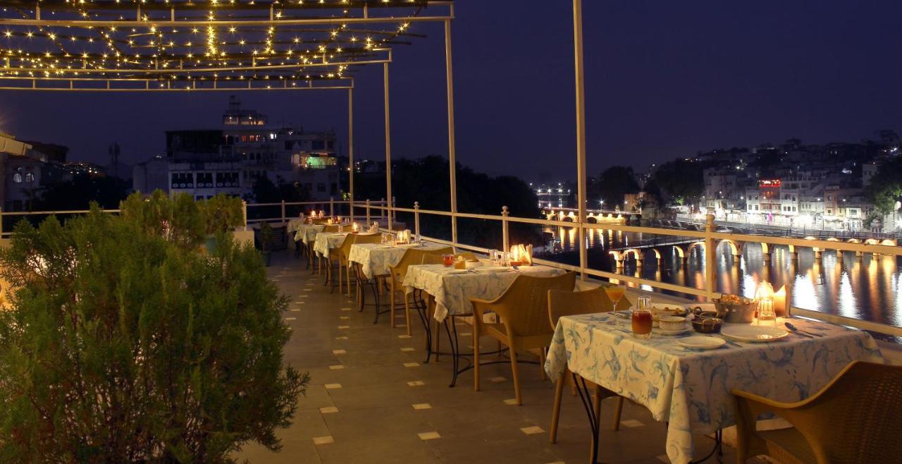 Sarovar - Lake Facing Boutique Hotel On Lake Pichola Udaipur Exterior foto