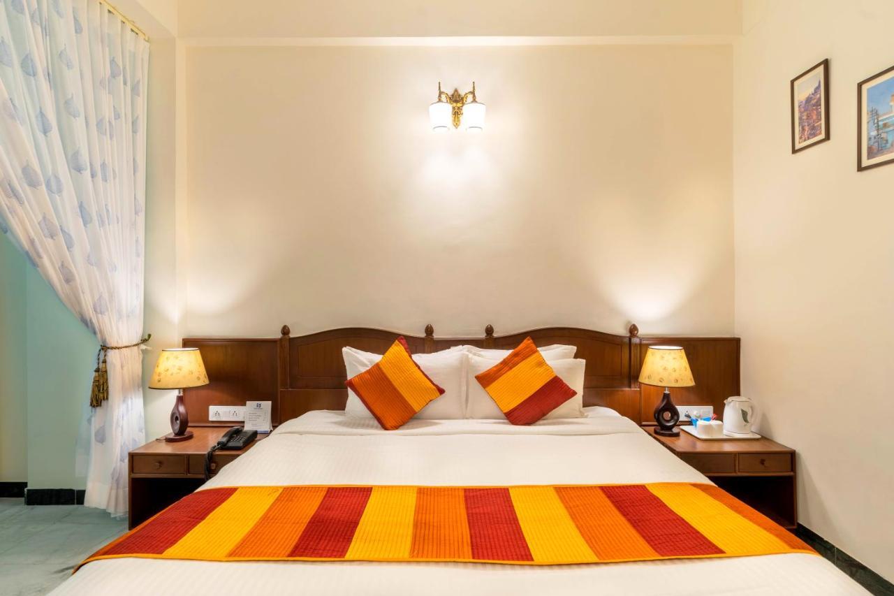 Sarovar - Lake Facing Boutique Hotel On Lake Pichola Udaipur Exterior foto